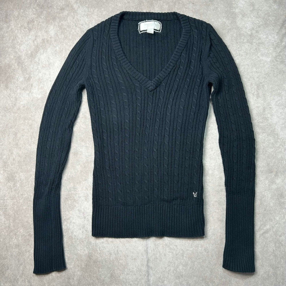 American Eagle Vintage Black Cable Knit V-Neck Cotton Sweater Slim Fit Logo